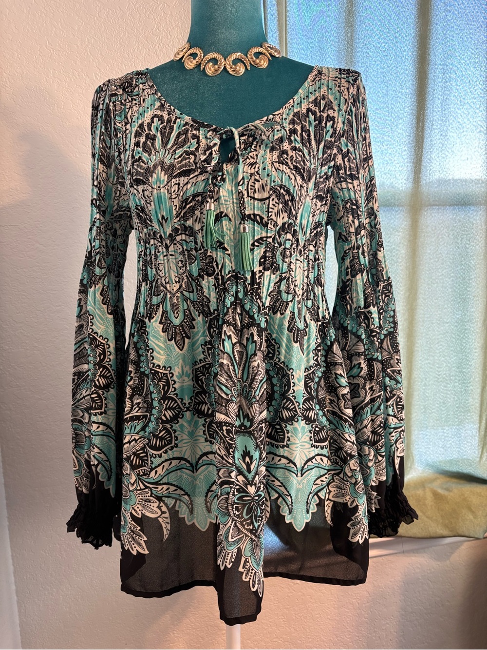 Melissa Paige Boho Paisley pleated blouse bell sleeve Teal black size M